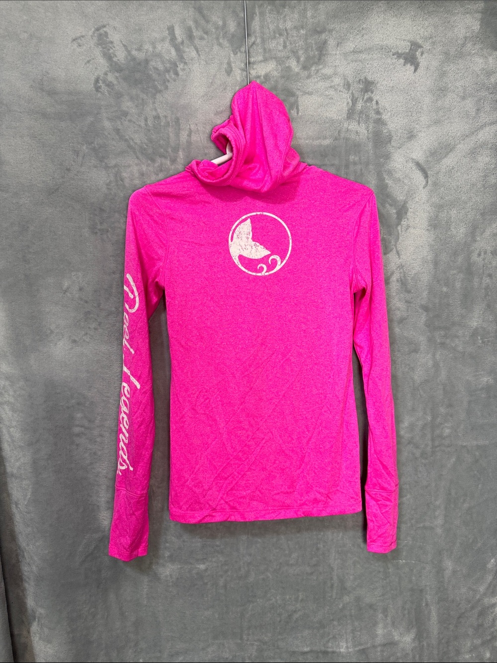 Reel Legends Women's Neon Pink Hooded Long-Sleeve Top